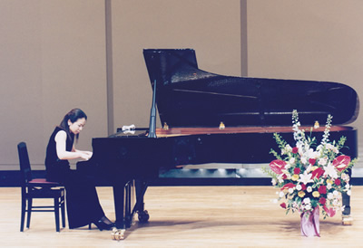 ピアノ教師　大庭典子